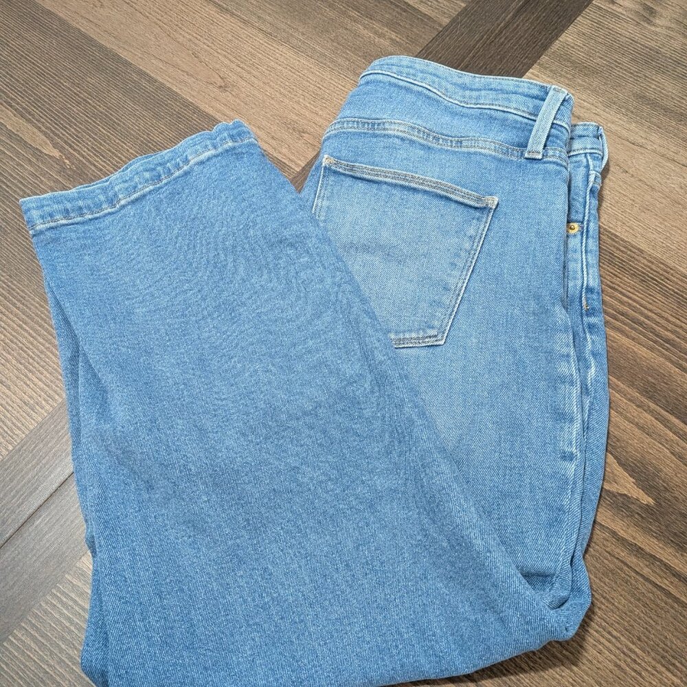 Universal Thread Highwasted Straight Leg Jeans - image 6